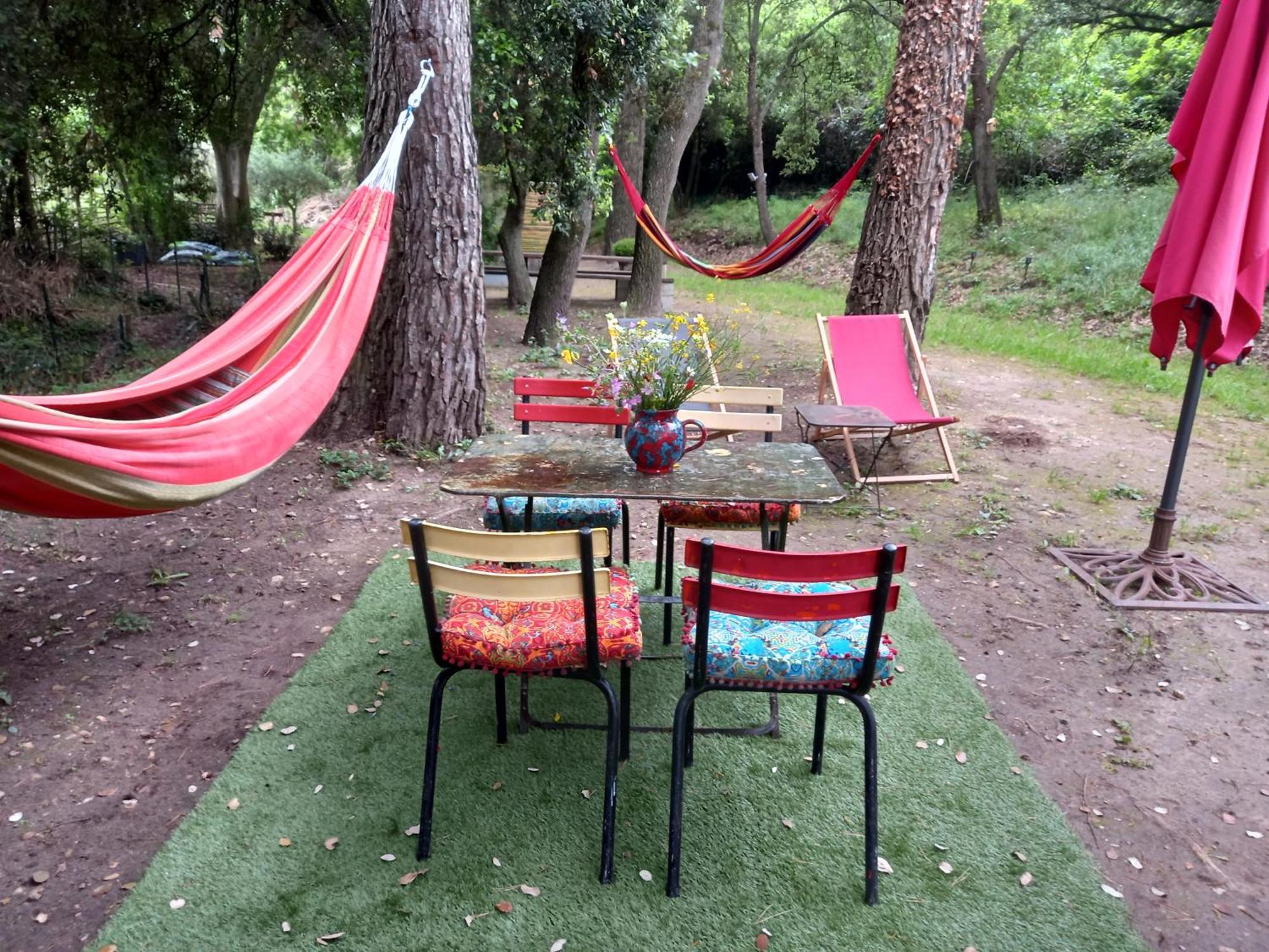 La Roulotte Du Petit Paradis Saint-Rémy-de-Provence Dış mekan fotoğraf